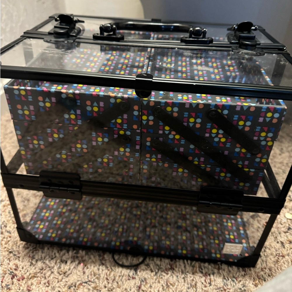 Caboodle XL.